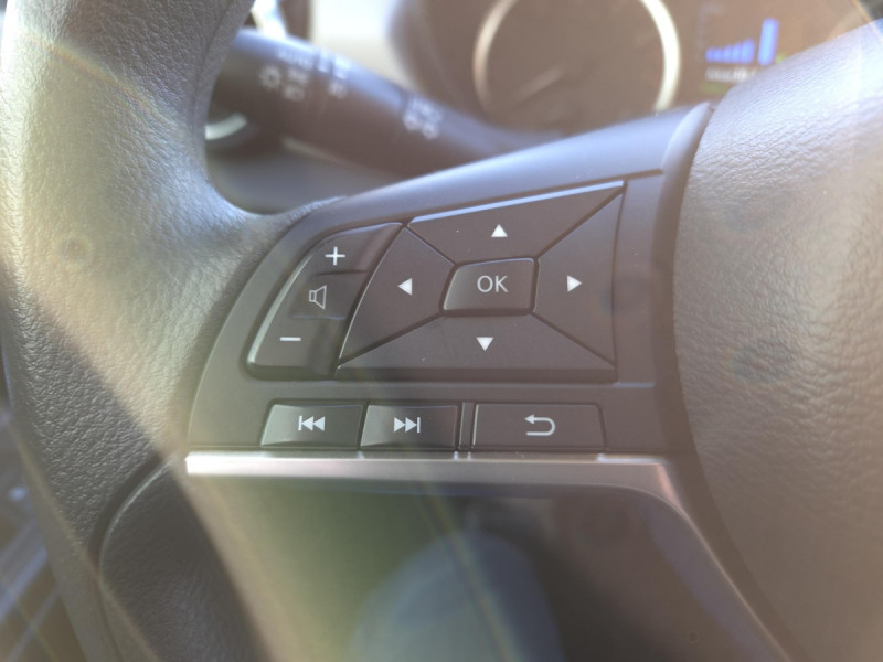 Photo 16 de l'offre de Nissan Micra (5) IG-T 90 Business Edition à 10790€ chez Carlyss automobiles Vitré