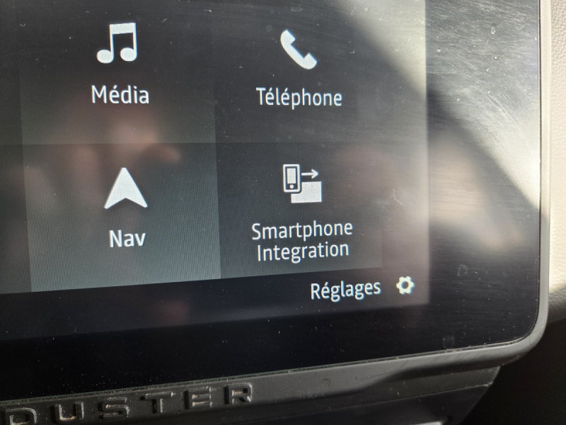 Photo 9 de l'offre de DACIA Duster (2) Journey TCe 150 EDC 4x2 à 21490€ chez Carlyss automobiles Vitré