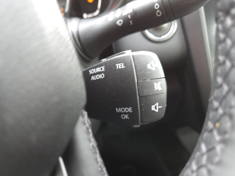 Photo 16 de l'offre de RENAULT Kadjar Business Blue dCi 115 EDC - 21 à 14790€ chez Carlyss automobiles Vitré