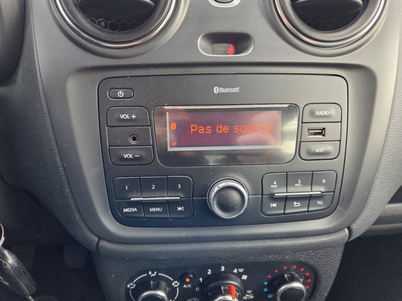 Photo 10 de l'offre de Dacia Lodgy 7 Places Essentiel Blue dCi 95 à 13990€ chez Carlyss automobiles Vitré