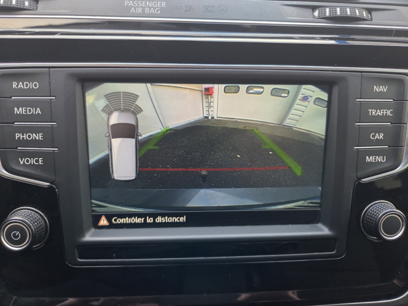 Photo 11 de l'offre de Volkswagen Touran (3) 1.6 TDI 115 DSG7 Confortline Bu BMT 7 pl à 14790€ chez Carlyss automobiles Vitré