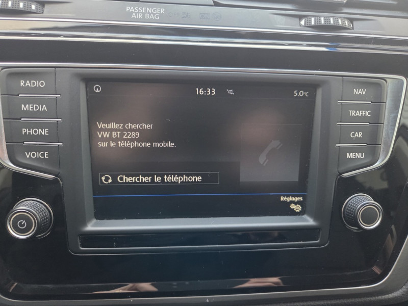 Photo 15 de l'offre de Volkswagen Touran (3) 1.6 TDI 115 DSG7 Confortline Bu BMT 7 pl à 14790€ chez Carlyss automobiles Vitré