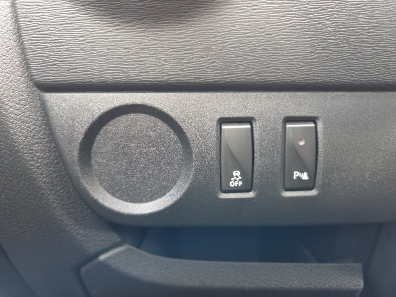 Photo 17 de l'offre de Dacia Lodgy 7 Places Essentiel Blue dCi 95 à 13990€ chez Carlyss automobiles Vitré