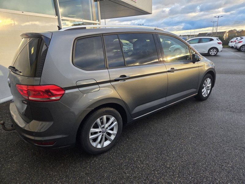 Photo 4 de l'offre de Volkswagen Touran (3) 1.6 TDI 115 DSG7 Confortline Bu BMT 7 pl à 14790€ chez Carlyss automobiles Vitré