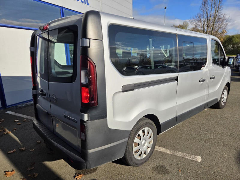 Photo 4 de l'offre de Opel Vivaro (2) 1.6 CDTI 125 ECO S/S 2.9 L2H1 PACK CLIM+ à 15990€ chez Carlyss automobiles Vitré