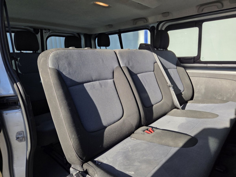 Photo 6 de l'offre de Opel Vivaro (2) 1.6 CDTI 125 ECO S/S 2.9 L2H1 PACK CLIM+ à 15990€ chez Carlyss automobiles Vitré