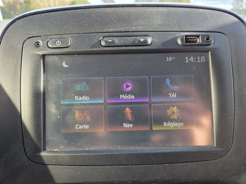 Photo 13 de l'offre de Opel Vivaro (2) 1.6 CDTI 125 ECO S/S 2.9 L2H1 PACK CLIM+ à 15990€ chez Carlyss automobiles Vitré