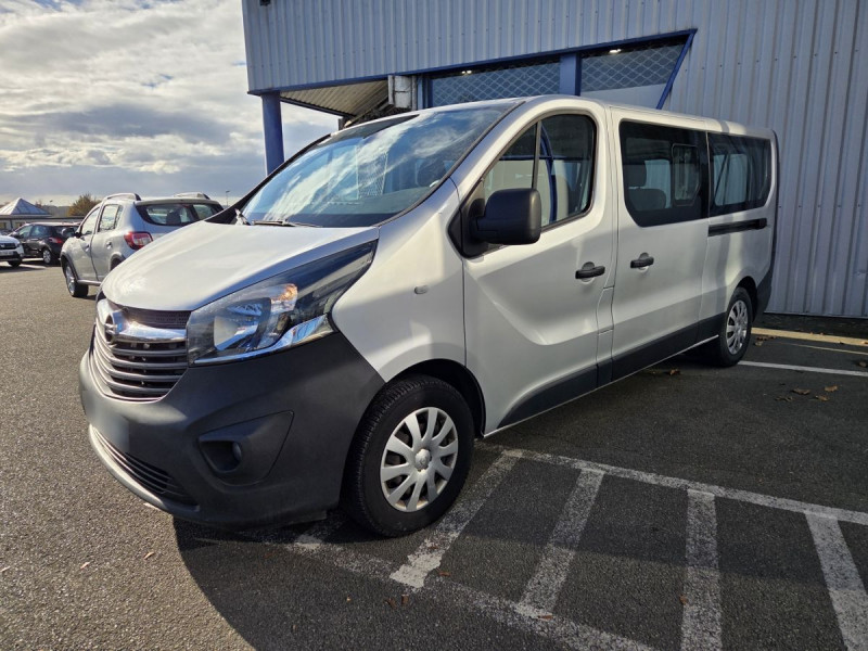 Photo 2 de l'offre de Opel Vivaro (2) 1.6 CDTI 125 ECO S/S 2.9 L2H1 PACK CLIM+ à 15990€ chez Carlyss automobiles Vitré