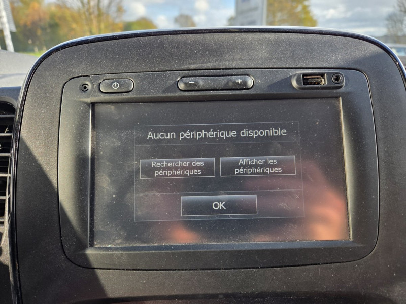 Photo 12 de l'offre de Opel Vivaro (2) 1.6 CDTI 125 ECO S/S 2.9 L2H1 PACK CLIM+ à 15990€ chez Carlyss automobiles Vitré