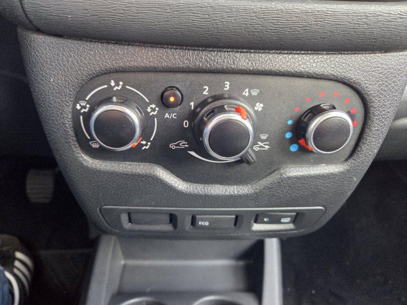 Photo 13 de l'offre de Dacia Lodgy 7 Places Essentiel Blue dCi 95 à 13990€ chez Carlyss automobiles Vitré