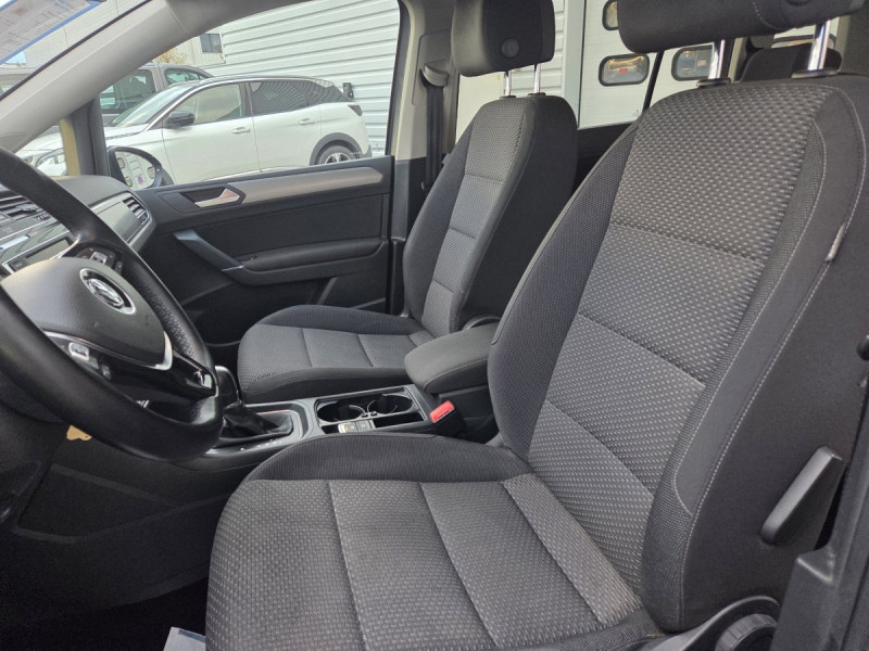 Photo 9 de l'offre de Volkswagen Touran (3) 1.6 TDI 115 DSG7 Confortline Bu BMT 7 pl à 14790€ chez Carlyss automobiles Vitré