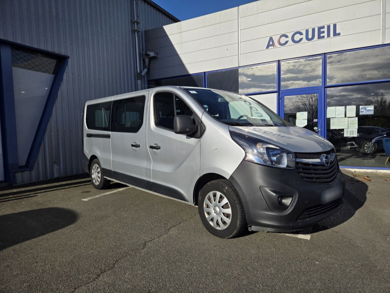 Photo 1 de l'offre de Opel Vivaro (2) 1.6 CDTI 125 ECO S/S 2.9 L2H1 PACK CLIM+ à 15990€ chez Carlyss automobiles Vitré
