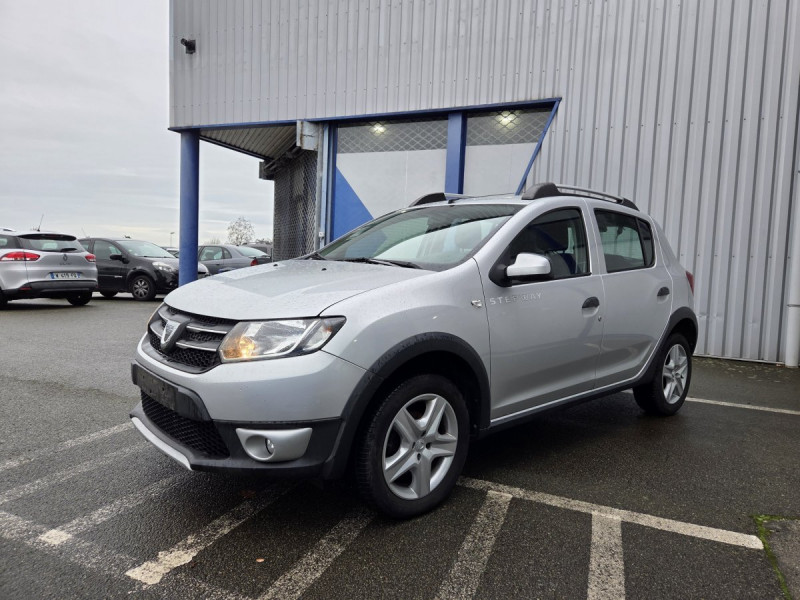 Photo 2 de l'offre de Dacia Sandero (2) Stepway Prestige TCe 90 à 9990€ chez Carlyss automobiles Vitré