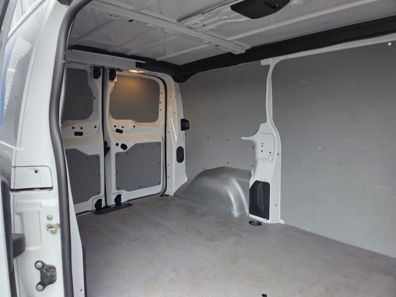 Photo 17 de l'offre de Citroën Jumpy (3) 22075 euros HT Taille M BHDi 145 EAT8 PACK PREM CONNECT à 26490€ chez Carlyss automobiles Vitré