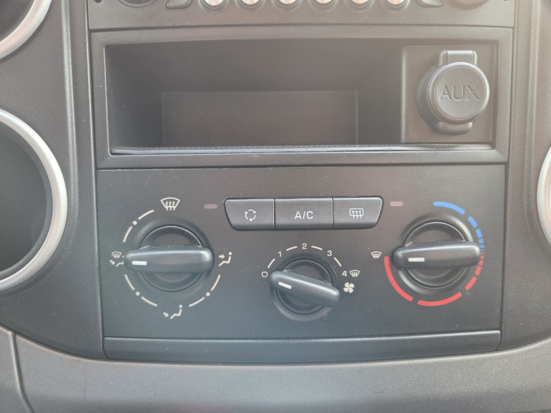 Photo 10 de l'offre de Citroën Berlingo Multispace (2) BlueHDi 100 BVM Feel à 10790€ chez Carlyss automobiles Vitré