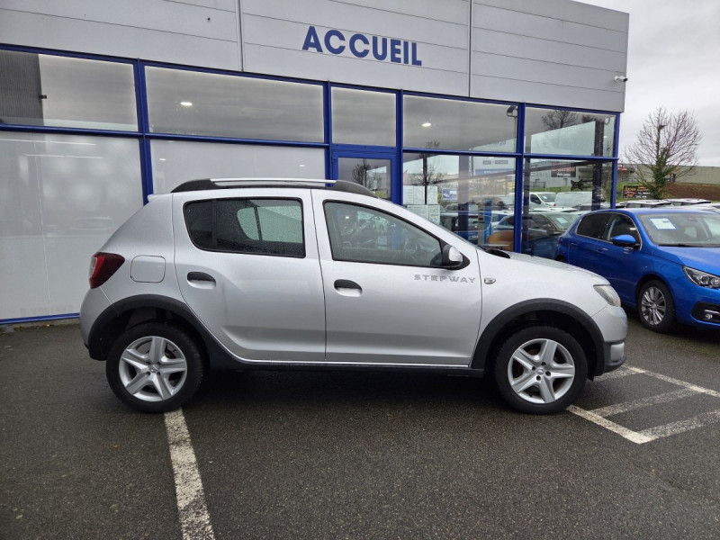 Photo 3 de l'offre de Dacia Sandero (2) Stepway Prestige TCe 90 à 9990€ chez Carlyss automobiles Vitré