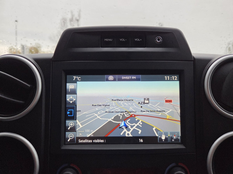 Photo 9 de l'offre de Peugeot Partner Tepee (2) 1.6 BlueHDi 120 S&S Outdoor à 12790€ chez Carlyss automobiles Vitré