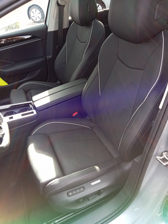 Acheter Volkswagen Passat Passat 1.5 eHybrid 204 DSG6 Elegance 5p neuf dans les concessions du Groupe Faurie