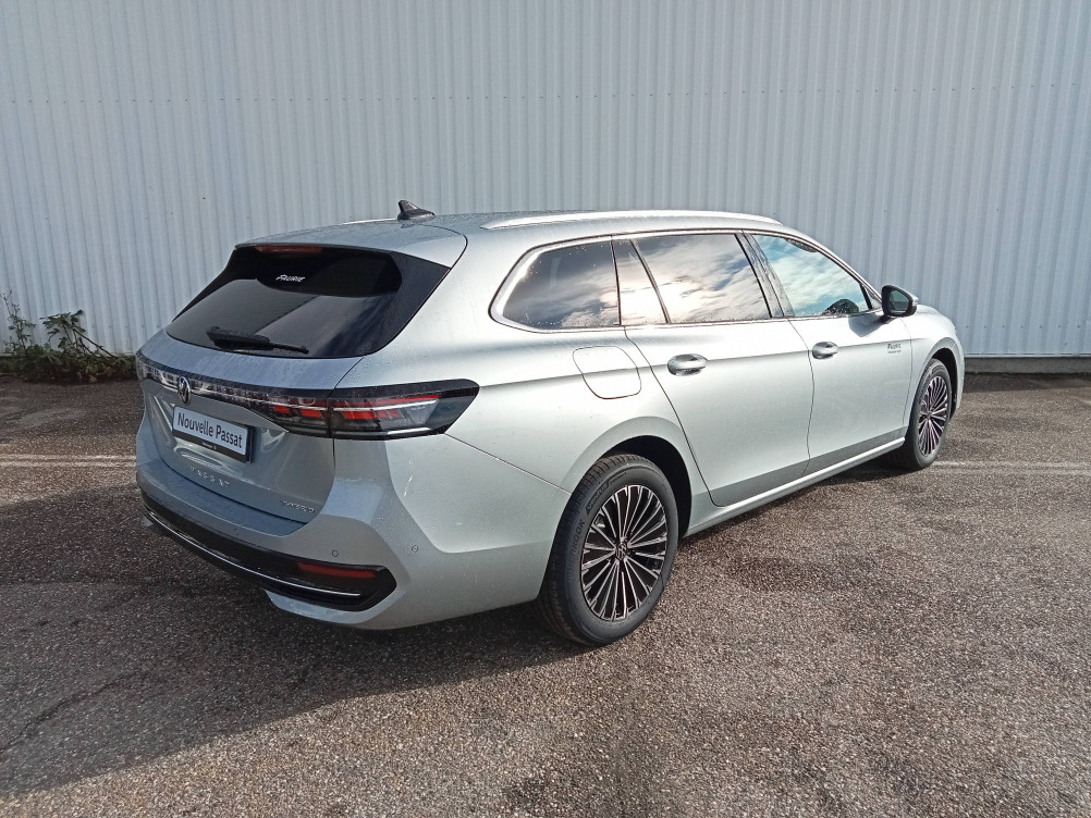 Acheter Volkswagen Passat Passat 1.5 eHybrid 204 DSG6 Elegance 5p neuf dans les concessions du Groupe Faurie
