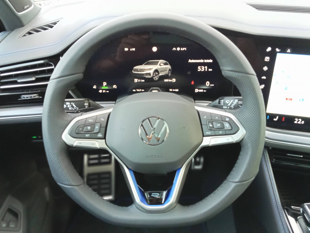 Acheter Volkswagen Touareg Touareg 3.0 TSI eHybrid 462 ch Tiptronic 8 4Motion R 5p neuf dans les concessions du Groupe Faurie