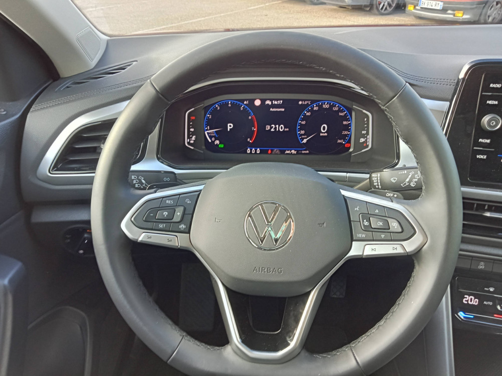 Acheter Volkswagen T-Roc T-Roc 1.5 TSI EVO2 150 Start/Stop DSG7 Life Plus 5p neuf dans les concessions du Groupe Faurie