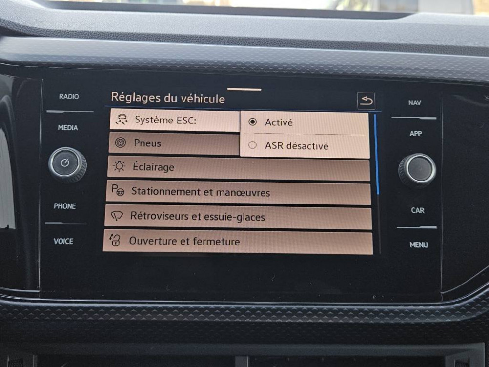 Acheter Volkswagen T-Cross T-Cross 1.0 TSI 110 Start/Stop BVM6 United 5p occasion dans les concessions du Groupe Faurie