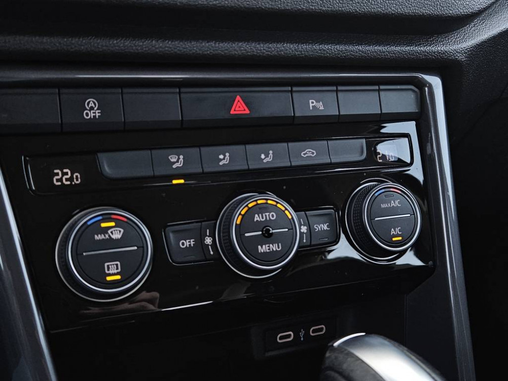 Acheter Volkswagen T-Roc T-Roc 1.5 TSI 150 EVO Start/Stop DSG7 Carat 5p occasion dans les concessions du Groupe Faurie