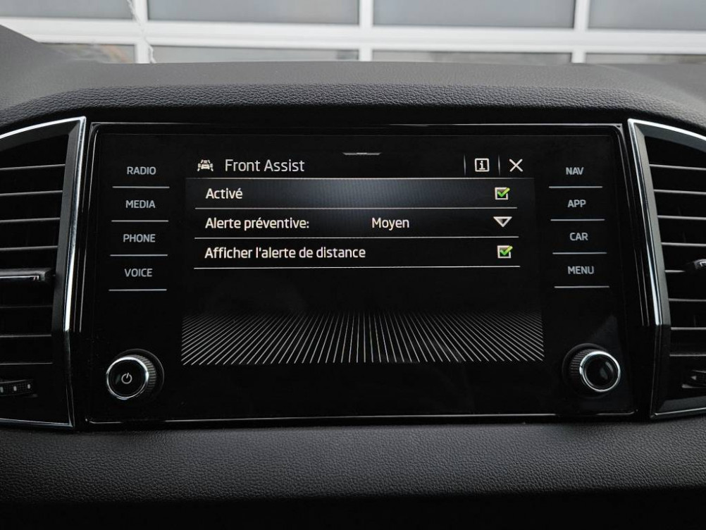 Acheter Skoda Karoq Karoq 2.0 TDI 116 ch SCR DSG7 Business 5p occasion dans les concessions du Groupe Faurie