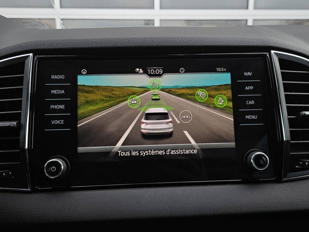 Acheter Skoda Karoq Karoq 2.0 TDI 116 ch SCR DSG7 Business 5p occasion dans les concessions du Groupe Faurie