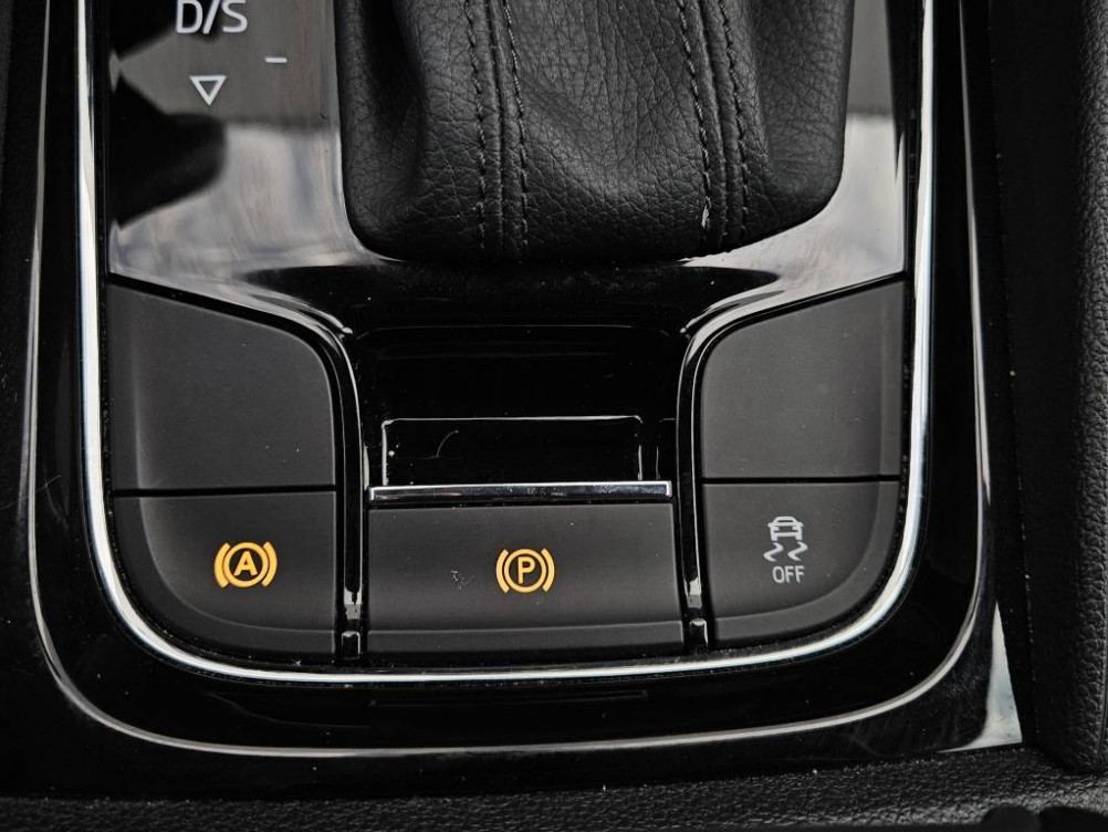 Acheter Skoda Karoq Karoq 2.0 TDI 116 ch SCR DSG7 Business 5p occasion dans les concessions du Groupe Faurie