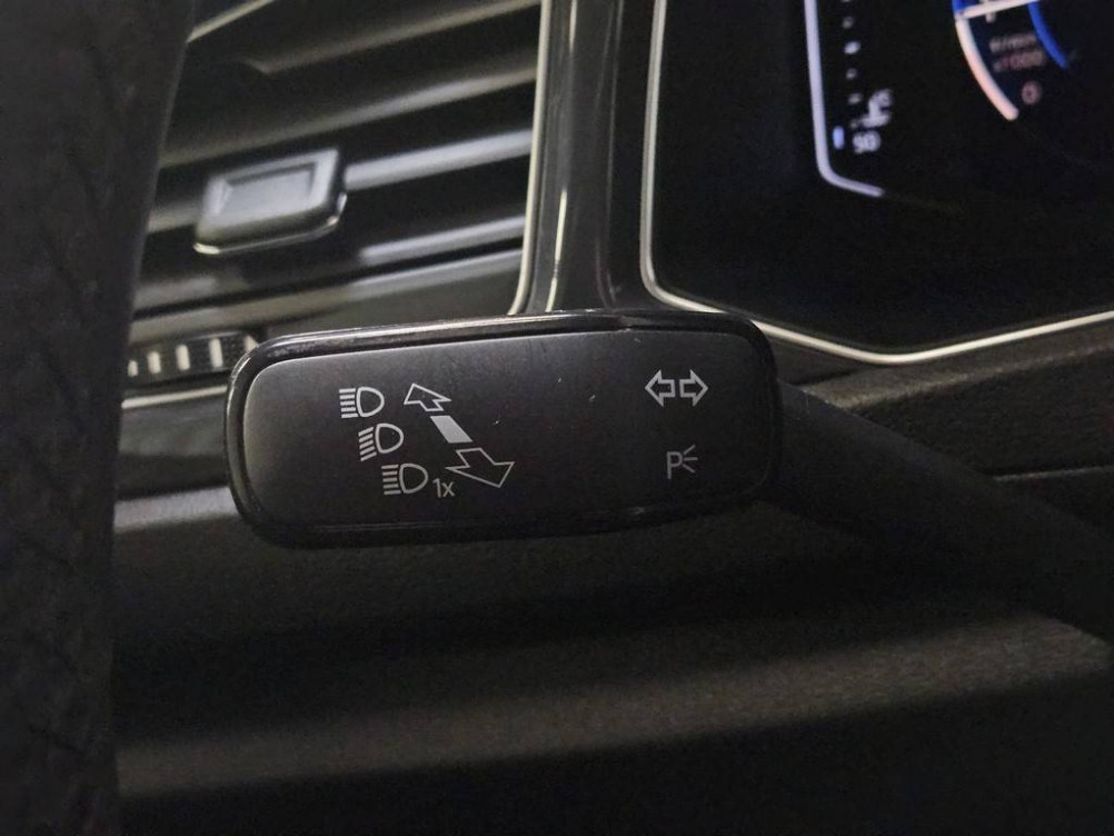 Acheter Volkswagen T-Roc T-Roc 1.5 TSI 150 EVO Start/Stop BVM6 Carat 5p occasion dans les concessions du Groupe Faurie