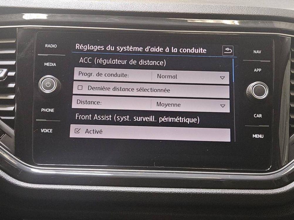Acheter Volkswagen T-Roc T-Roc 1.5 TSI 150 EVO Start/Stop BVM6 Carat 5p occasion dans les concessions du Groupe Faurie