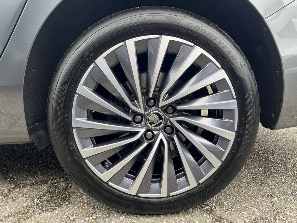 Acheter Skoda Superb Superb Berline 2.0 TDI 150 ch SCR DSG7 Laurin & Klement 5p occasion dans les concessions du Groupe Faurie