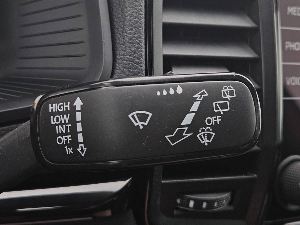 Acheter Skoda Karoq Karoq 2.0 TDI 116 ch SCR DSG7 Sportline 5p occasion dans les concessions du Groupe Faurie