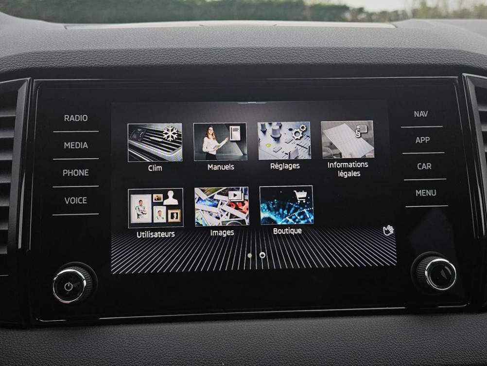 Acheter Skoda Karoq Karoq 2.0 TDI 116 ch SCR DSG7 Sportline 5p occasion dans les concessions du Groupe Faurie
