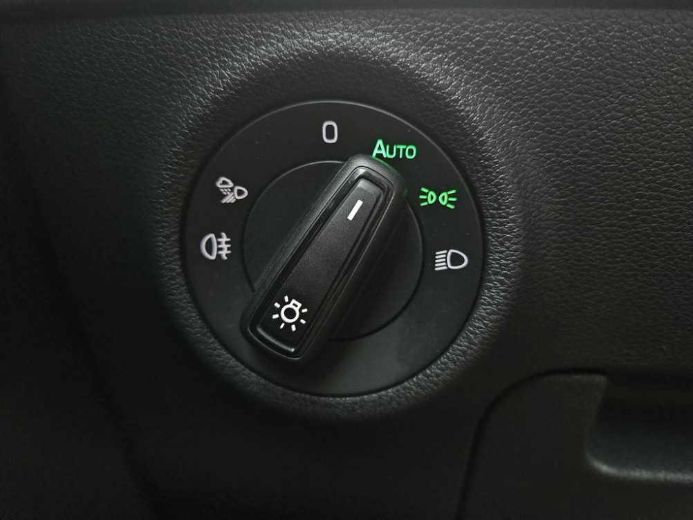 Acheter Skoda Karoq Karoq 2.0 TDI 116 ch SCR DSG7 Sportline 5p occasion dans les concessions du Groupe Faurie