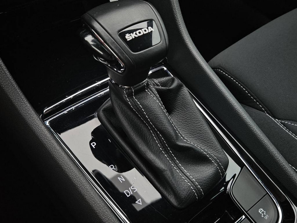 Acheter Skoda Karoq Karoq 2.0 TDI 116 ch SCR DSG7 Sportline 5p occasion dans les concessions du Groupe Faurie