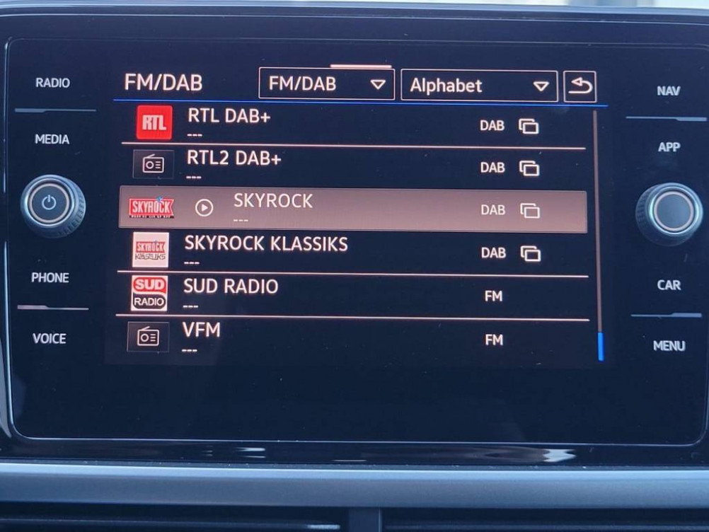 Acheter Volkswagen T-Roc T-Roc 1.0 TSI 116 Start/Stop BVM6 VW Edition 5p occasion dans les concessions du Groupe Faurie