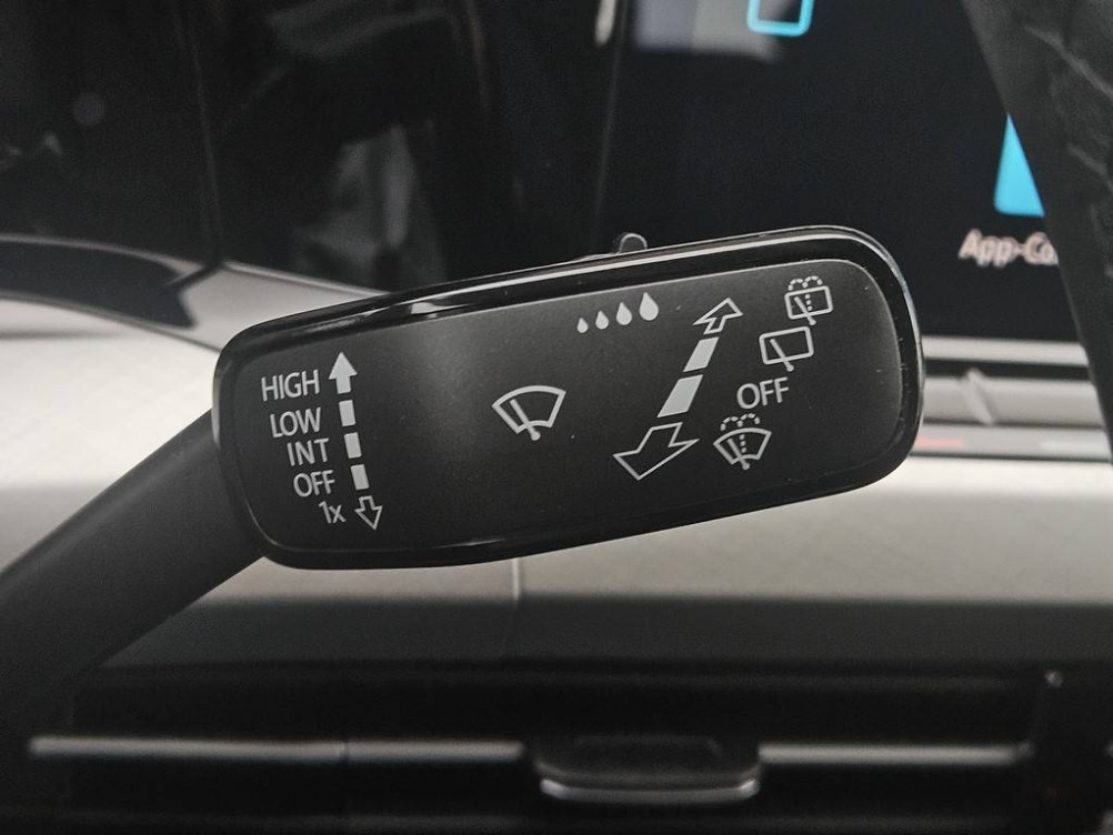 Acheter Volkswagen Golf Golf 2.0 TDI SCR 115 DSG7 Life Business 5p occasion dans les concessions du Groupe Faurie