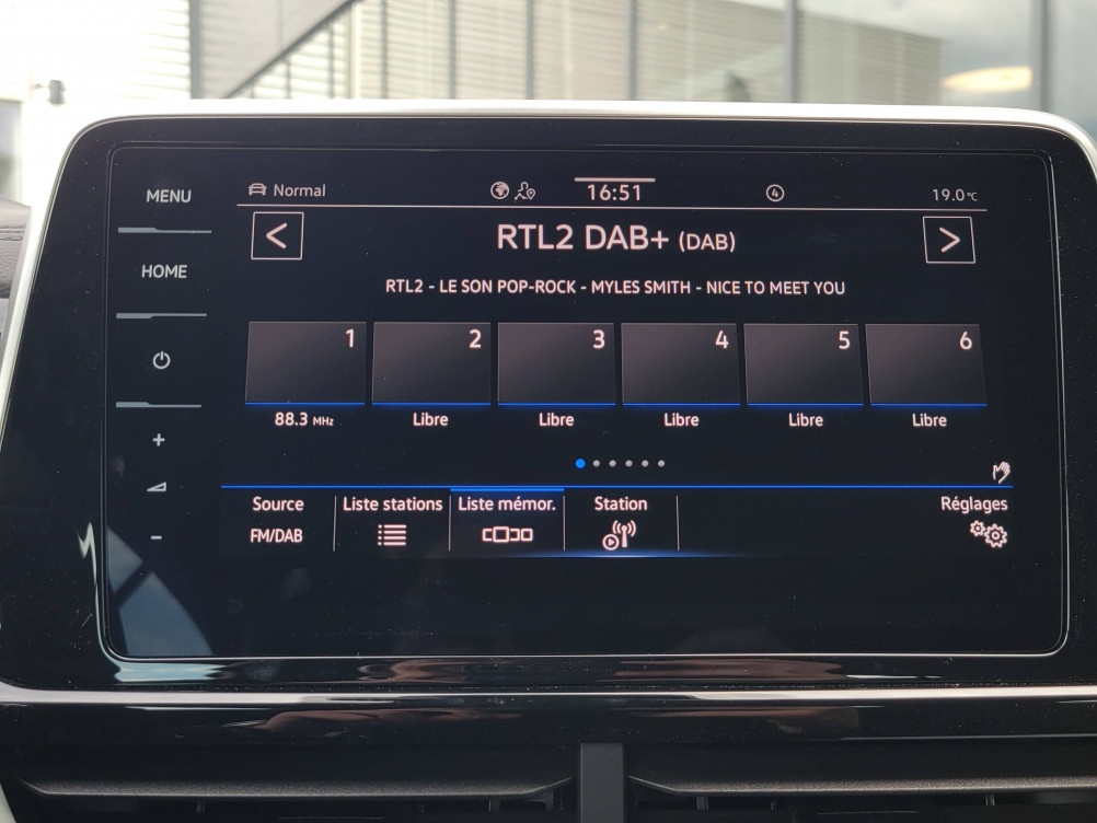 Acheter Volkswagen T-Roc T-Roc Cabriolet 1.5 TSI EVO2 150 Start/Stop DSG7 R-Line 2p neuf dans les concessions du Groupe Faurie
