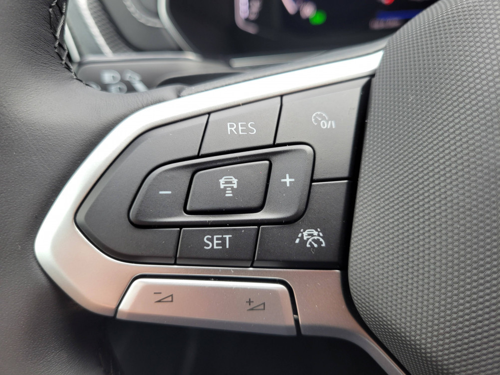 Acheter Volkswagen T-Cross T-Cross 1.5 TSI 150 Start/Stop DSG7 R-Line Edition 5p neuf dans les concessions du Groupe Faurie