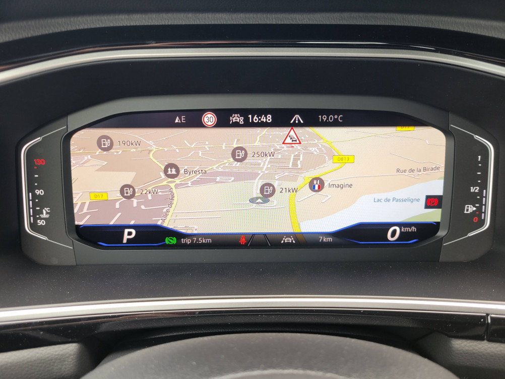 Acheter Volkswagen T-Roc T-Roc Cabriolet 1.5 TSI EVO2 150 Start/Stop DSG7 R-Line 2p neuf dans les concessions du Groupe Faurie