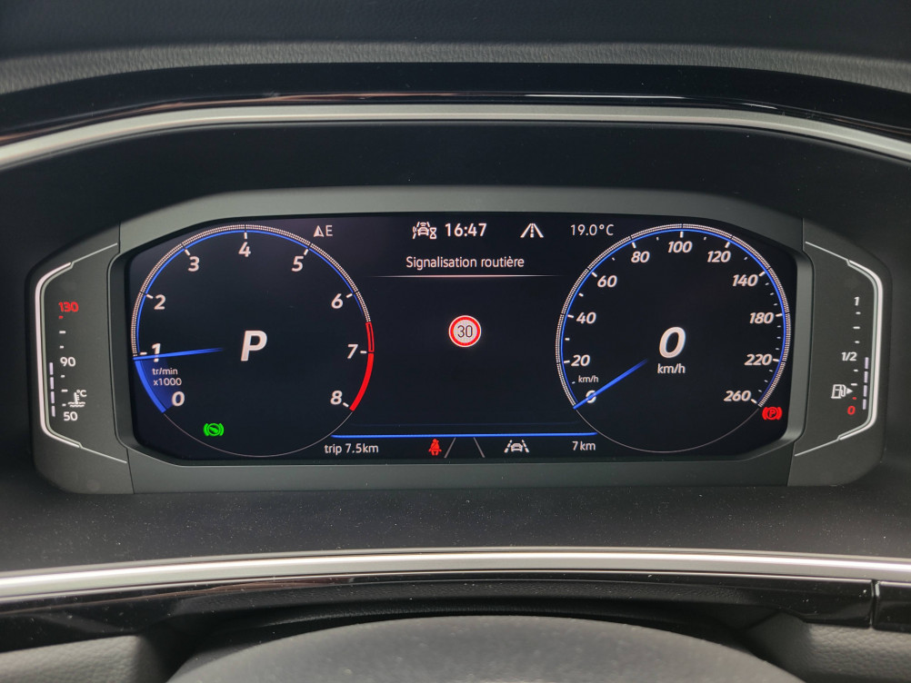 Acheter Volkswagen T-Roc T-Roc Cabriolet 1.5 TSI EVO2 150 Start/Stop DSG7 R-Line 2p neuf dans les concessions du Groupe Faurie