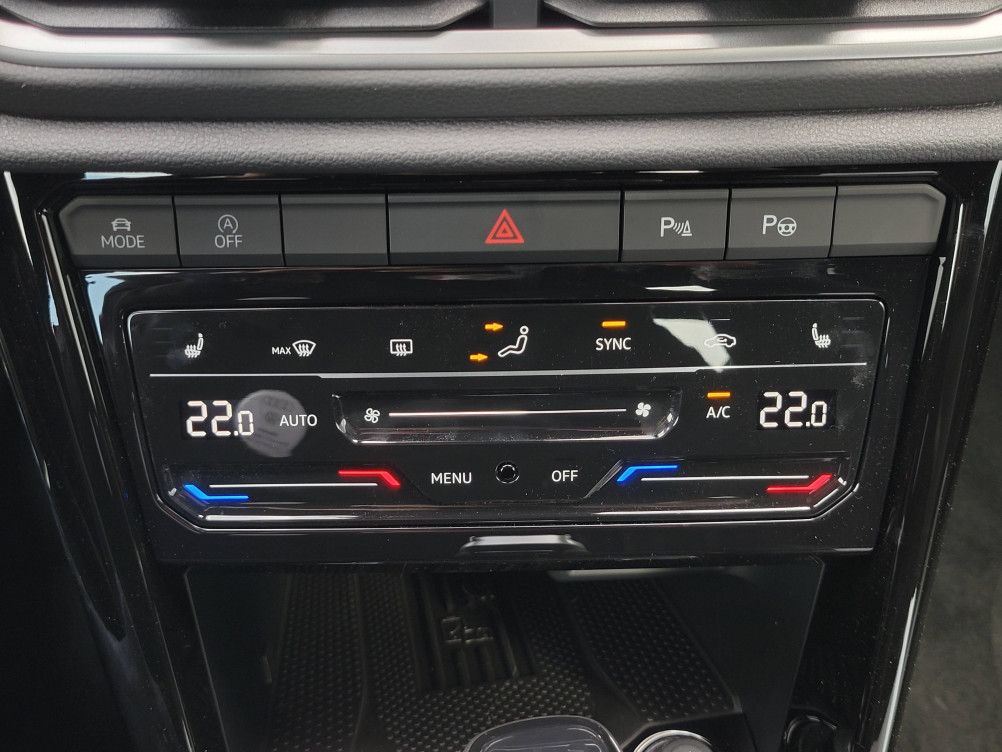 Acheter Volkswagen T-Roc T-Roc Cabriolet 1.5 TSI EVO2 150 Start/Stop DSG7 R-Line 2p neuf dans les concessions du Groupe Faurie