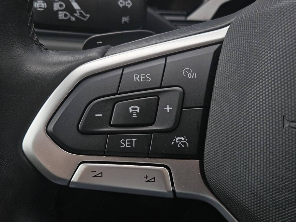 Acheter Volkswagen Polo Polo 1.0 TSI 116 S&S DSG7 R-Line 5p occasion dans les concessions du Groupe Faurie