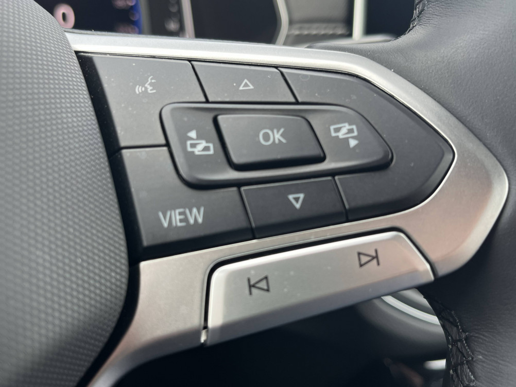 Acheter Volkswagen T-Cross T-Cross 1.0 TSI 116 Start/Stop DSG7 R-Line 5p occasion dans les concessions du Groupe Faurie