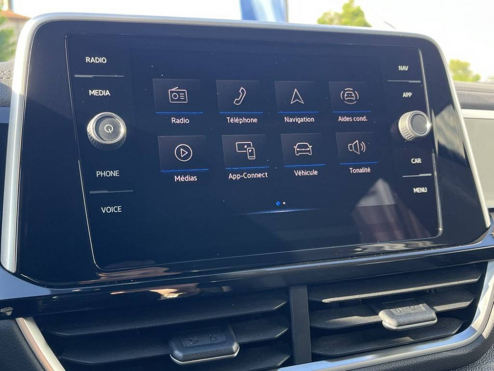 Acheter Volkswagen T-Roc T-Roc 2.0 TDI 150 Start/Stop DSG7 R-Line 5p occasion dans les concessions du Groupe Faurie