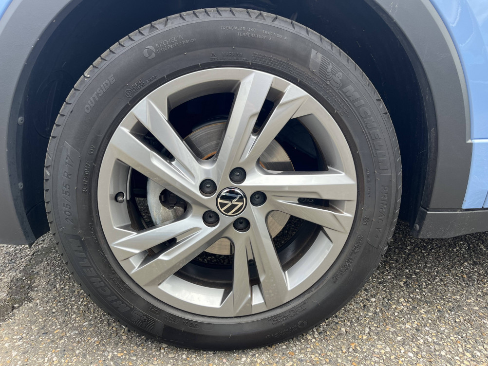 Acheter Volkswagen T-Cross T-Cross 1.0 TSI 116 Start/Stop DSG7 R-Line 5p occasion dans les concessions du Groupe Faurie