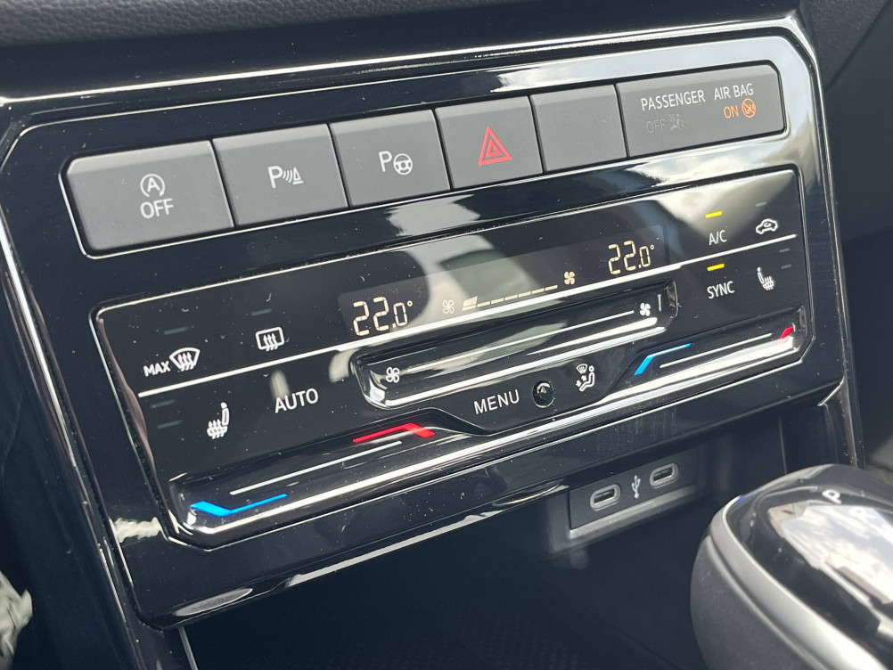 Acheter Volkswagen T-Cross T-Cross 1.0 TSI 116 Start/Stop DSG7 R-Line 5p occasion dans les concessions du Groupe Faurie