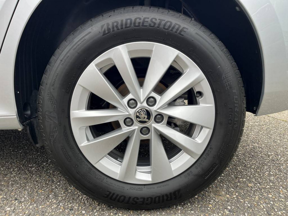 Acheter Skoda Kamiq Kamiq 1.0 TSI Evo 2 116 ch DSG7 Selection 5p occasion dans les concessions du Groupe Faurie